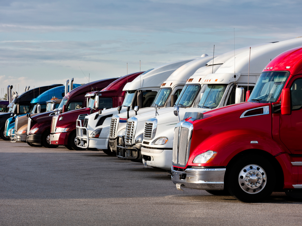 Semi truck parking guide everything you need to know securespace