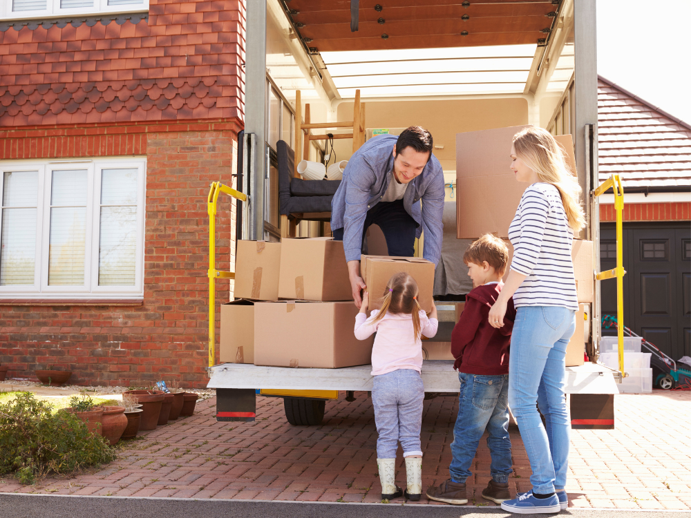 what-size-moving-truck-do-i-need-for-a-10-15-storage-unit