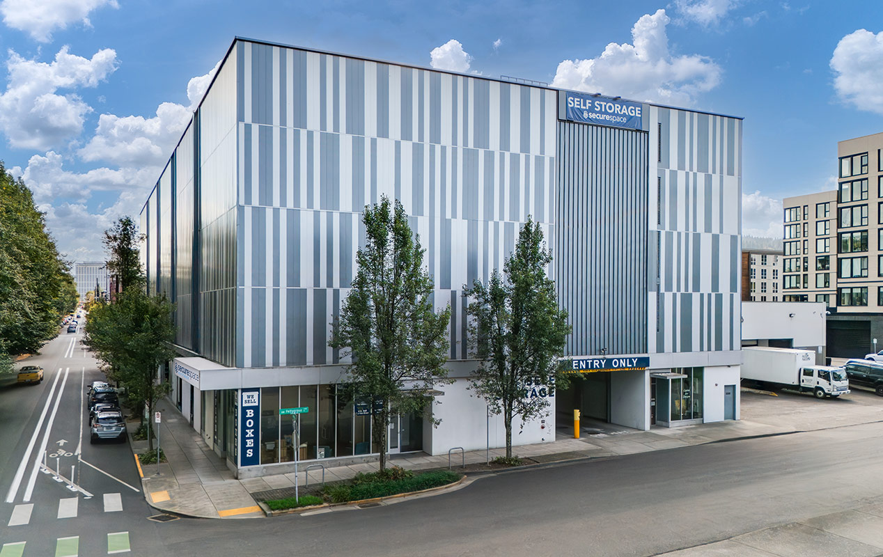 SecureSpace Self Storage on NW 16th Ave - Portland, OR.