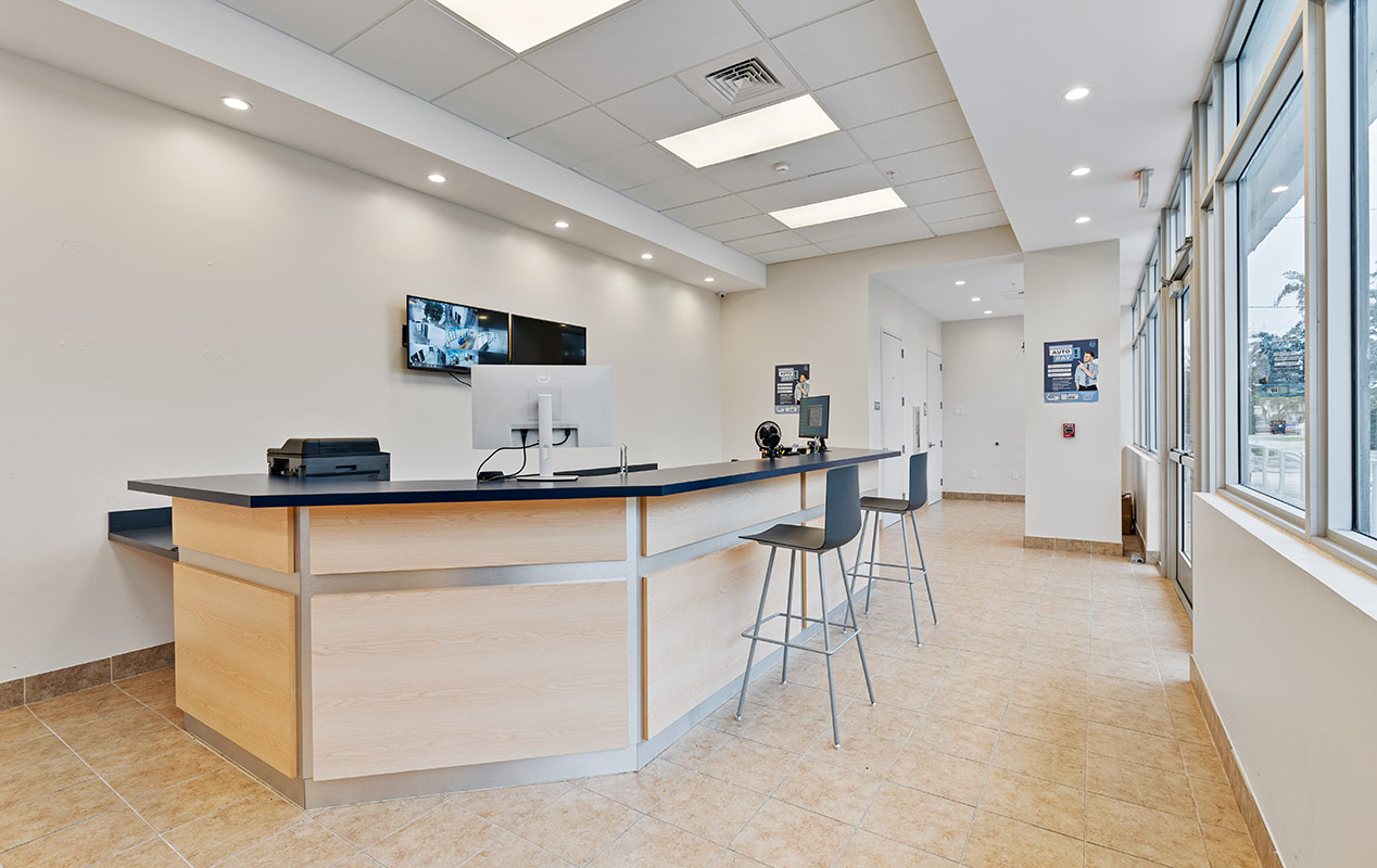 A welcoming lobby and workspace with free WiFi.